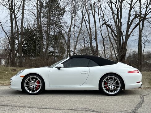 Certified 2014 Porsche 911 Carrera S image 2