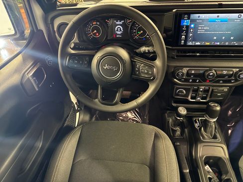 Used 2024 Jeep Wrangler Sport S image 22
