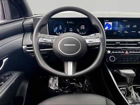 Used 2026 Hyundai Santa Cruz SEL FWD image 5