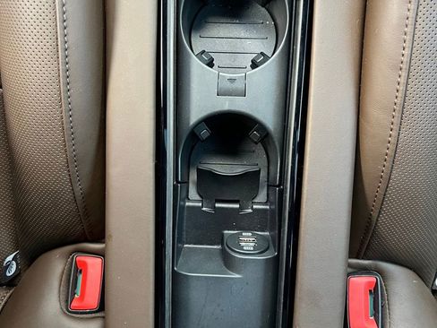 Used 2018 Porsche Panamera 4S image 60