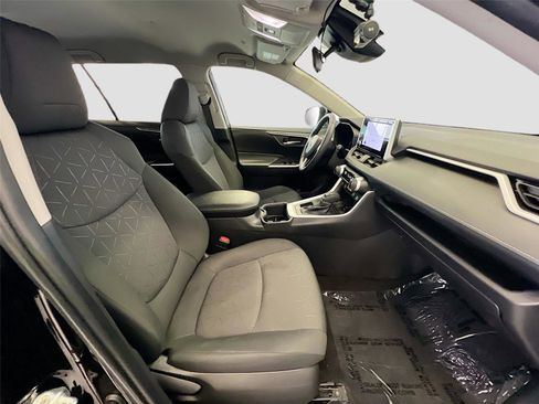 Used 2023 Toyota RAV4 XLE w/ XLE Grade Weather Package image 29