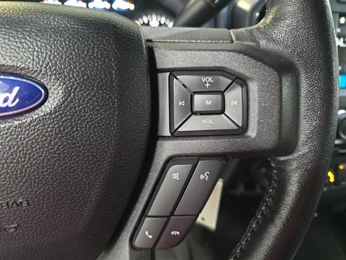 Used 2018 Ford F150 XLT w/ Equipment Group 302A Luxury AWD/4WD image 15