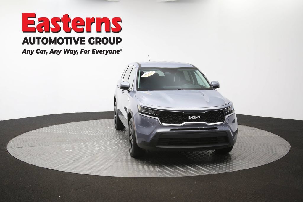 Used 2023 Kia Sorento LX AWD/4WD image 50