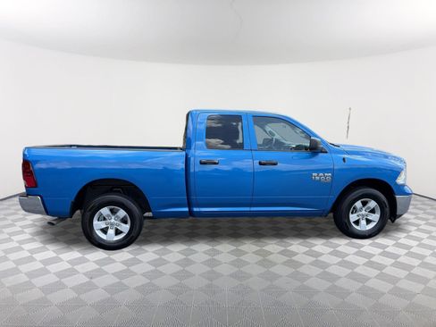Used 2024 RAM 1500 Classic SLT AWD/4WD image 4