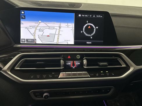 Used 2021 BMW X7 xDrive40i w/ Parking Assistance Package AWD/4WD image 21