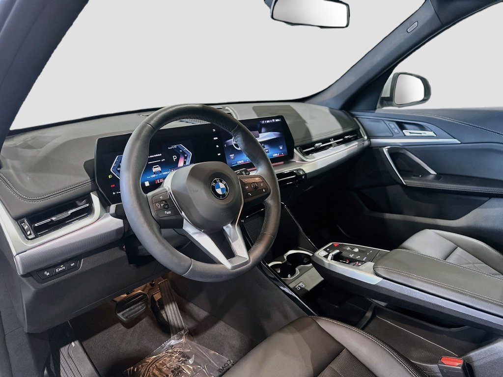 Used 2024 BMW X1 xDrive28i AWD/4WD image 9