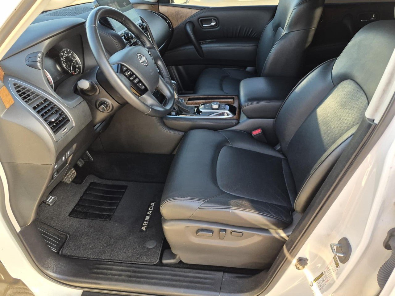 Used 2023 Nissan Armada SL RWD image 10