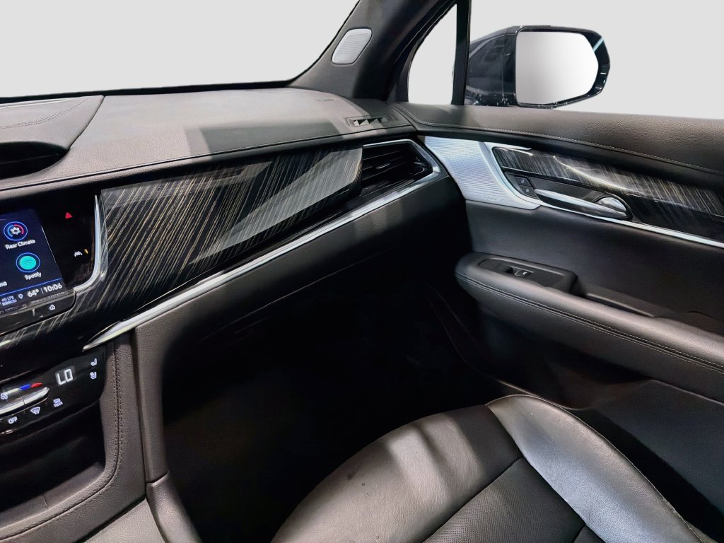 Used 2024 Cadillac XT6 Premium Luxury w/ LPO, Floor Liner Package AWD/4WD image 26