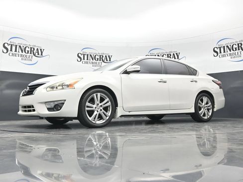 Used 2014 Nissan Altima 3.5 SL FWD image 31