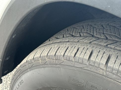 Used 2018 Chevrolet Traverse RS FWD image 10