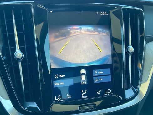 Used 2019 Volvo S60 T6 Inscription image 22