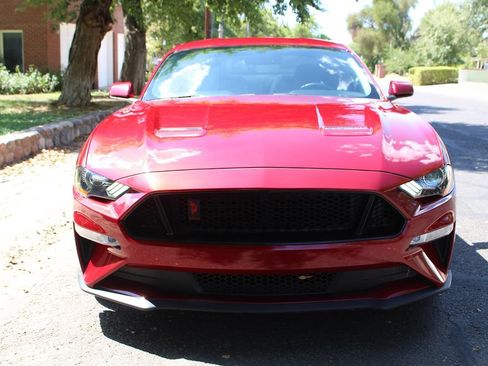 Used 2019 Ford Mustang GT RWD image 4