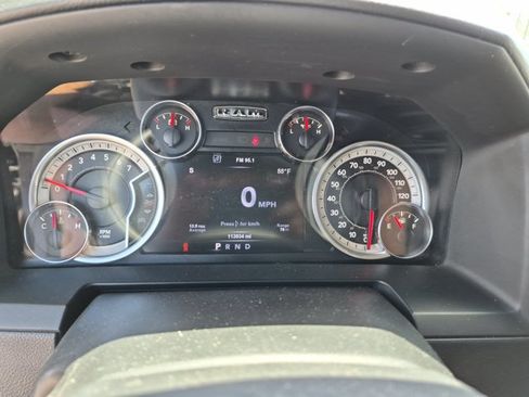 Used 2017 RAM 1500 Laramie w/ Convenience Group AWD/4WD image 7