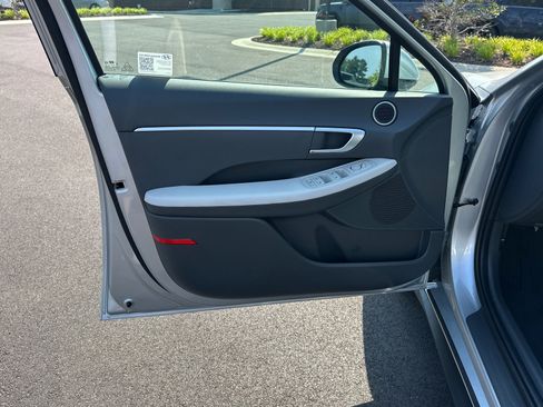 New 2025 Hyundai Sonata SE image 10