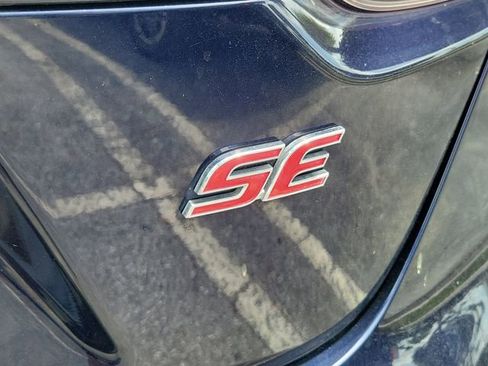 Used 2021 Toyota Corolla SE FWD image 5