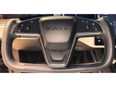 Used 2022 Tesla Model X Plaid image 26