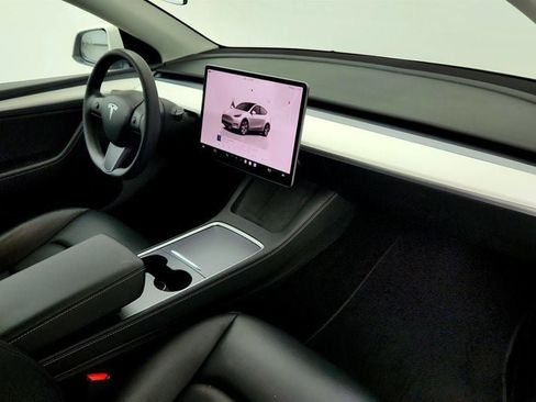 Used 2023 Tesla Model Y Long Range AWD/4WD image 30