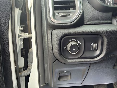 Used 2024 RAM 1500 Laramie image 16