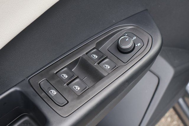 Certified 2025 Volkswagen Taos S FWD image 11