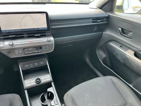Used 2024 Hyundai Kona SEL FWD image 12