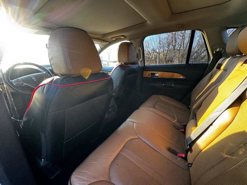 Used 2013 Lincoln MKX AWD image 17