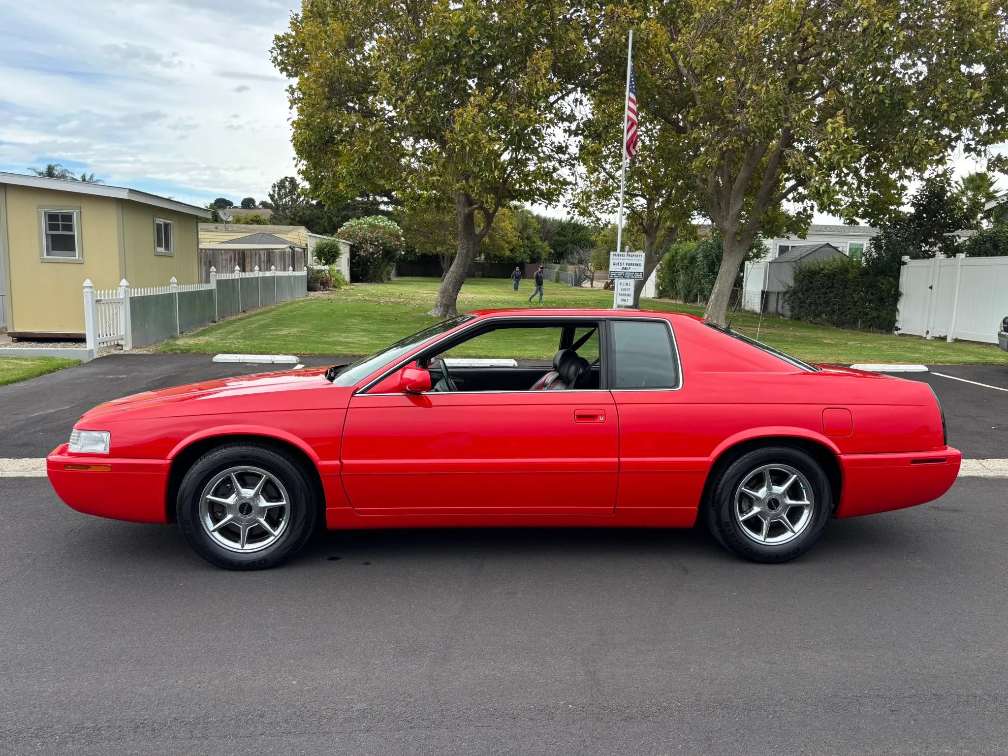 Used 2002 Cadillac Eldorado Collector's Edition FWD image 1