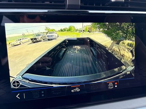 New 2026 GMC Sierra 2500 Denali Ultimate AWD/4WD image 32