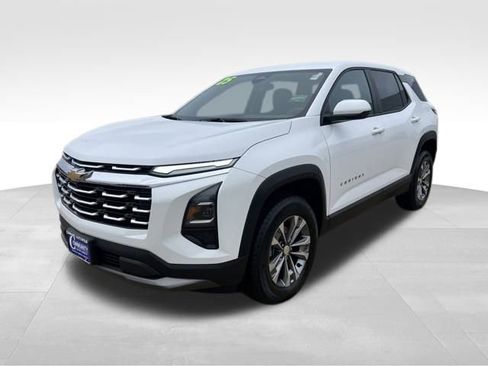 Certified 2025 Chevrolet Equinox LT image 4