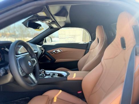 New 2026 BMW Z4 sDrive30i w/ Convenience Package image 11