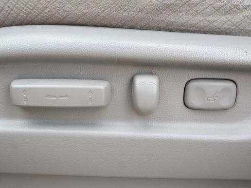 Used 2016 Honda Odyssey SE image 13
