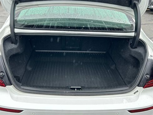 Used 2022 Volvo S60 B5 Inscription image 11