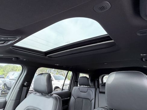 New 2026 Jeep Grand Cherokee L 2WD image 10