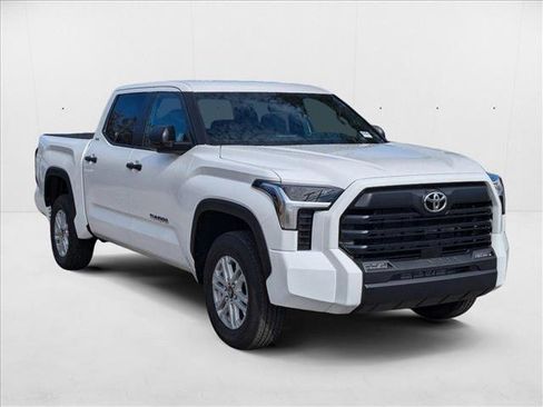 New 2025 Toyota Tundra SR5 image 6