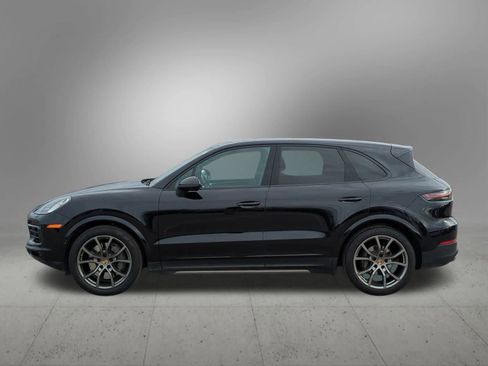 Used 2022 Porsche Cayenne S image 3
