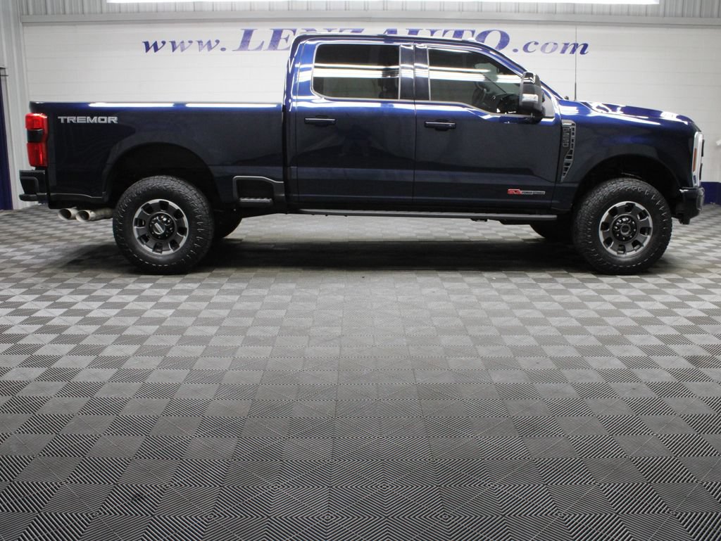 Used 2024 Ford F250 Lariat w/ Tremor Off-Road Package AWD/4WD image 2