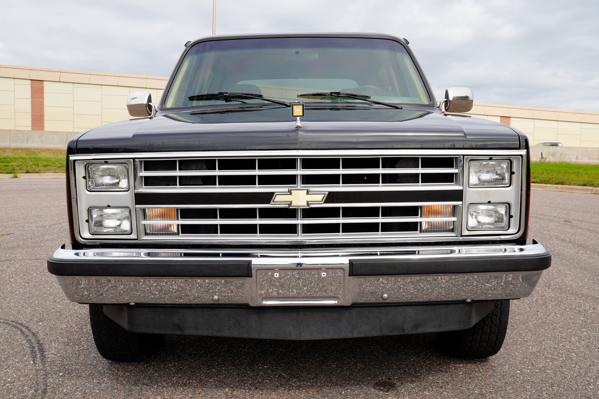 Used 1987 Chevrolet Blazer 4WD image 8