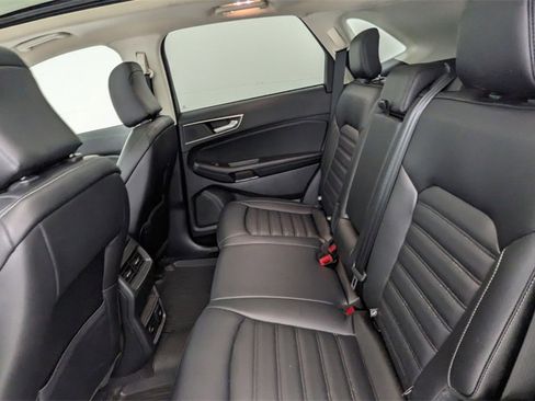 Certified 2022 Ford Edge SEL w/ Convenience Package image 35