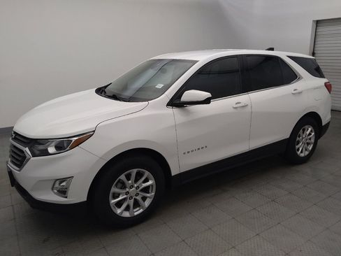 Used 2020 Chevrolet Equinox LT w/ Driver Convenience Package FWD image 2