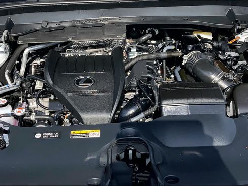 Certified 2025 Lexus TX 500h AWD w/ Technology Package image 32