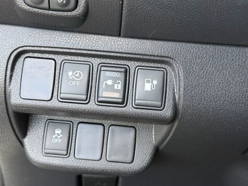 Certified 2017 Nissan Leaf S w/ Charge Package FWD image 8