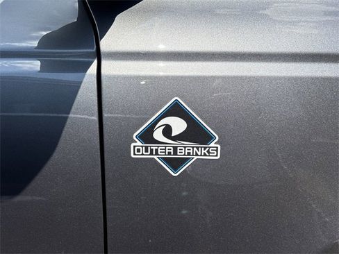 Used 2022 Ford Bronco Outer Banks image 10