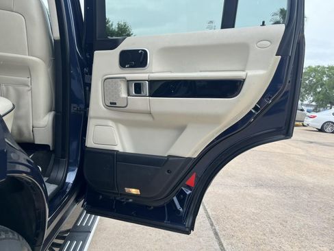 Used 2011 Land Rover Range Rover Supercharged AWD/4WD image 29