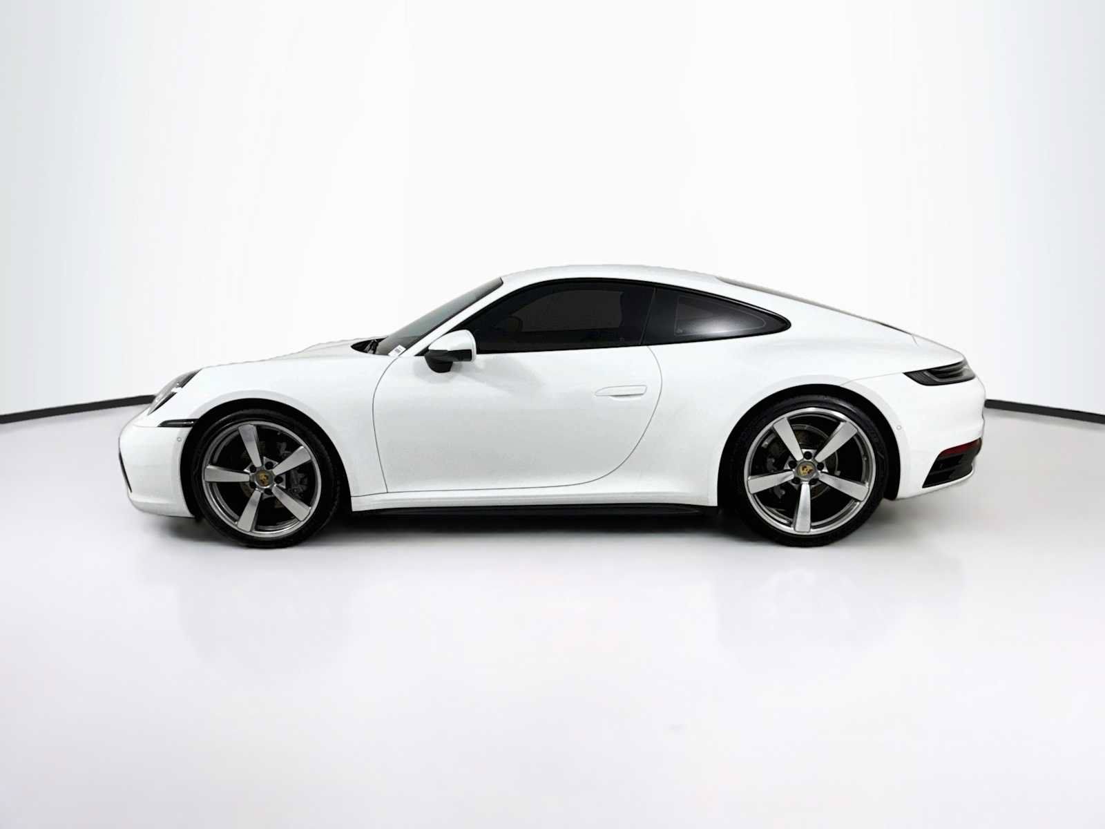 Certified 2022 Porsche 911 Carrera RWD image 2