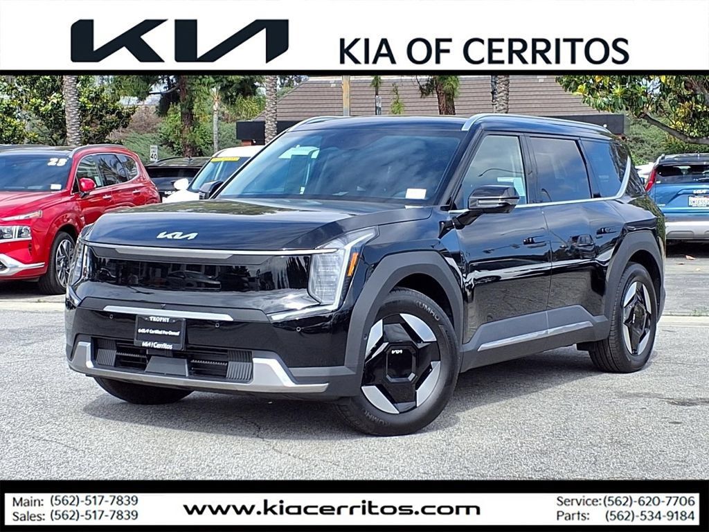 Used 2026 Kia EV9 Wind AWD/4WD image 1