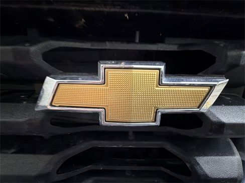 Certified 2021 Chevrolet Silverado 1500 Custom image 29