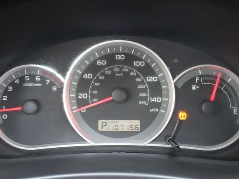 Used 2010 Subaru Impreza 2.5i AWD/4WD image 32