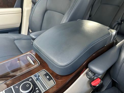Used 2020 Land Rover Range Rover HSE image 46