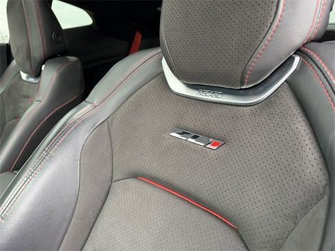 Used 2017 Chevrolet Camaro ZL1 image 16