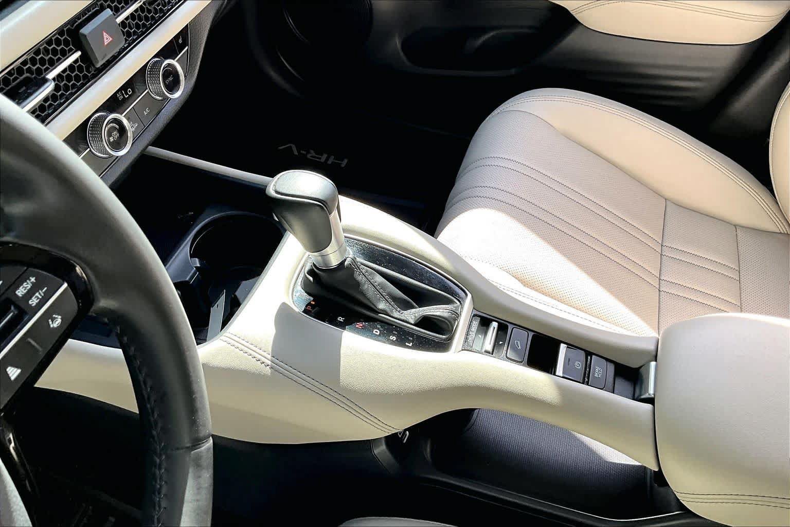Used 2024 Honda HR-V EX-L image 17