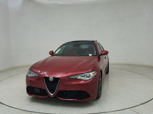 Used 2017 Alfa Romeo Giulia Ti w/ TI 19" Sport Package image 66
